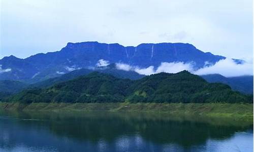 四川瓦屋山风景区_四川瓦屋山风景区简介